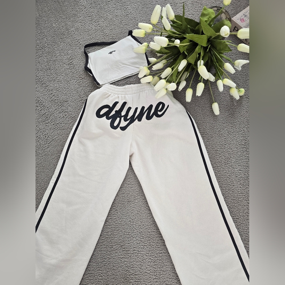 Dfyne 4th Anniversary Set Chalk (Authentic) π€ Pants Joggers And Top - Picture 6 of 17